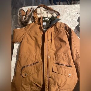 Women’s Columbia winter jacket size M.